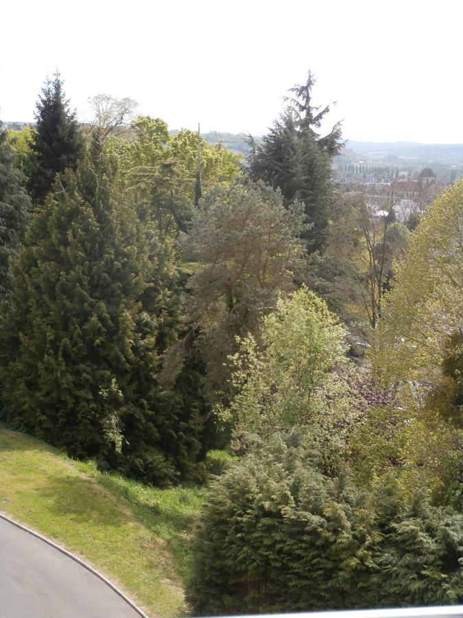 Résidence La Providence ZENAO Lisieux Exterior foto